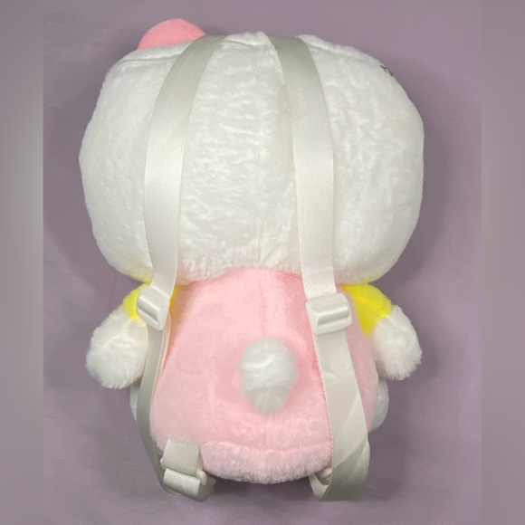 ‼️CLEARANCE‼️ 🩷🐱 Plush Hello Kitty Backpack - Picture 3 of 9